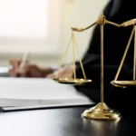 La kippa et les autres signes convictionnels n’ont pas leur place au tribunal